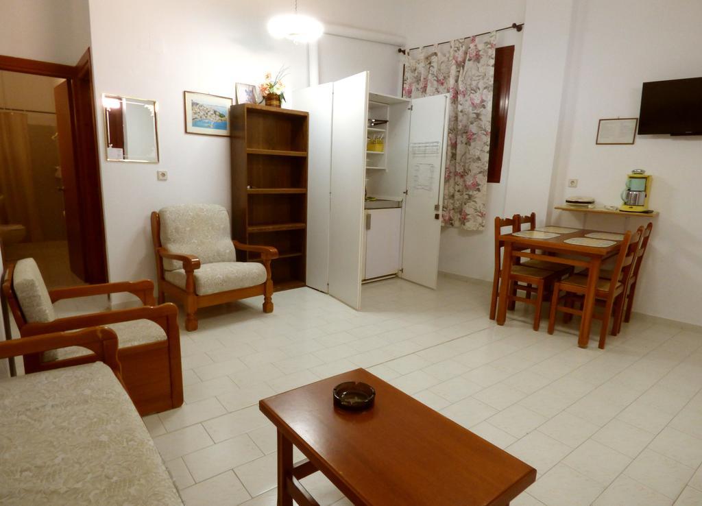 White House Hotel-Apart Karpathos Extérieur photo